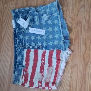 High Wasted Red White And Blue Shorts. Size 13/14